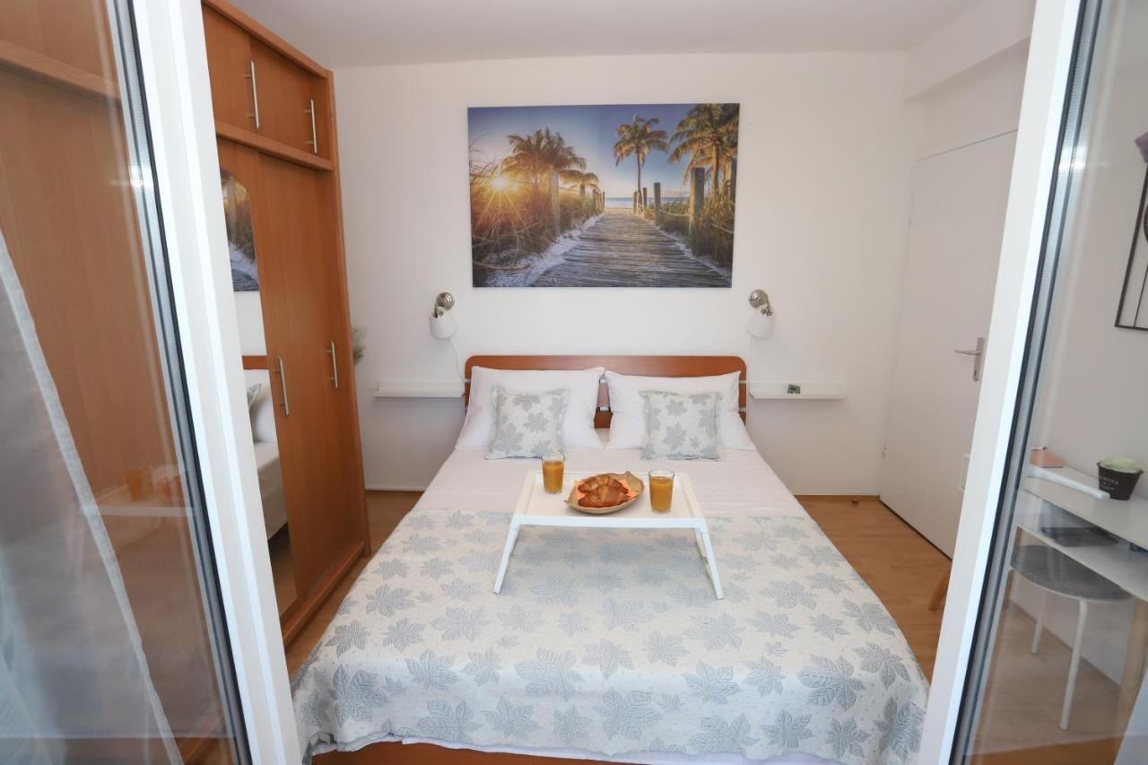 Apartment Relaxing Sea View, Okrug Gornji Esterno foto