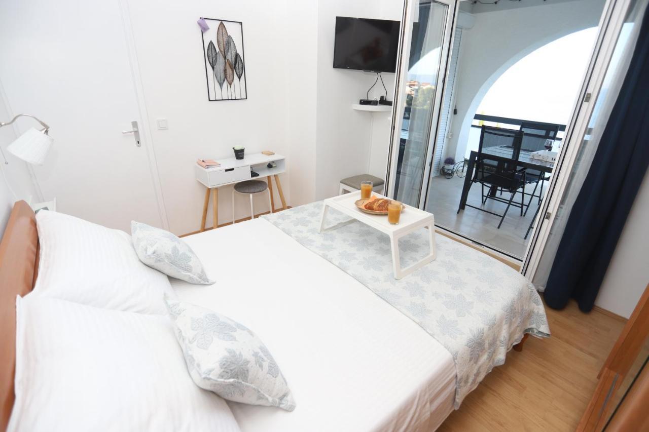 Apartment Relaxing Sea View, Okrug Gornji Esterno foto