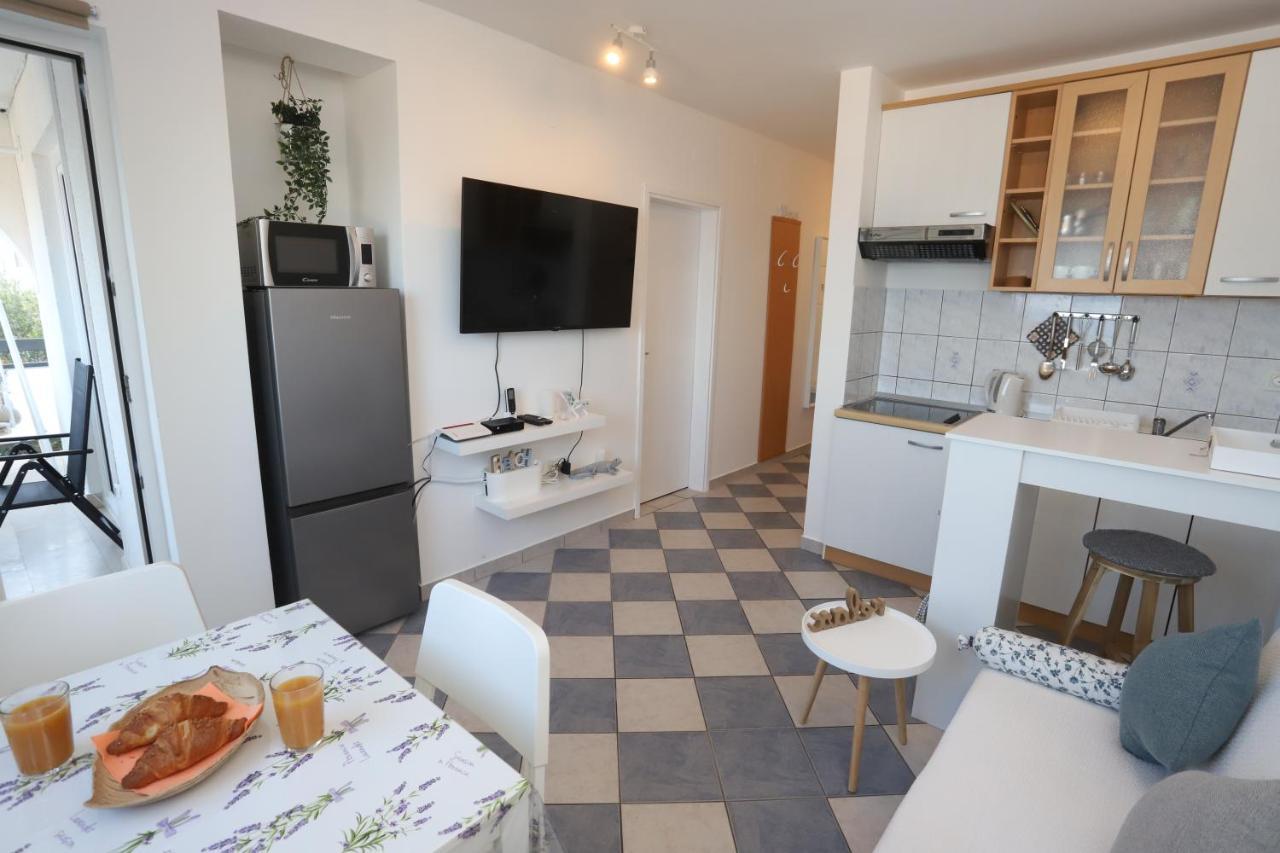 Apartment Relaxing Sea View, Okrug Gornji Esterno foto